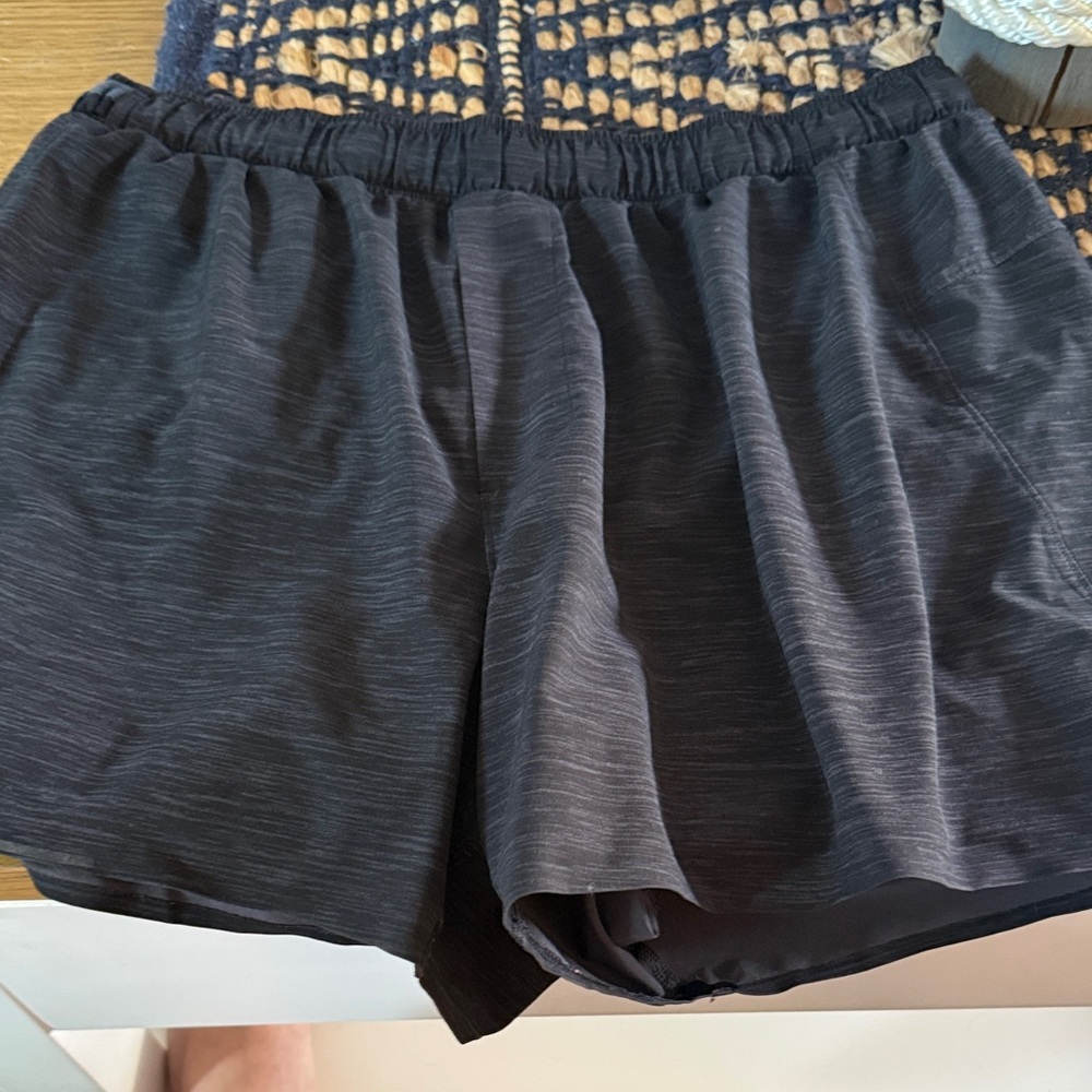 lululemon athletica Men's Gray Athletic Shorts